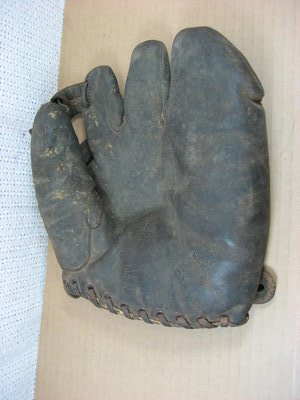 Bill Doak Gloves | Baseball Glove Collector Gallery | Baseball